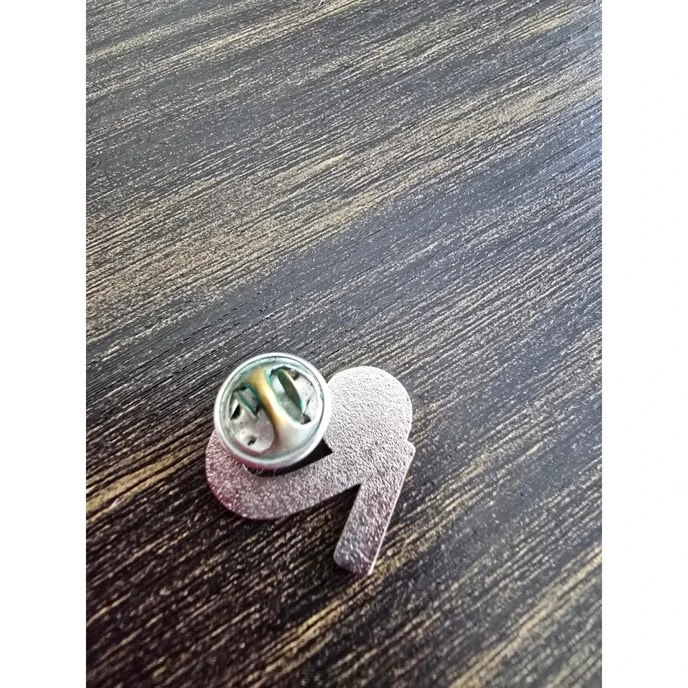 Starbucks Barista 2 Year Service Anniversary Pin SilverGreen Siren Logo Employee